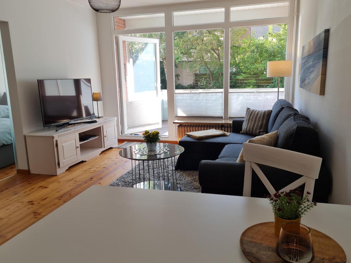 Wohnung Fleethoern - Zentral, Ruhig, Mit Parkplatz Und Balkon 基尔 外观 照片